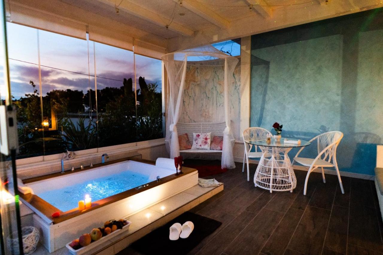 Resort Villa La Perla Sul Mare Leporano Exteriör bild